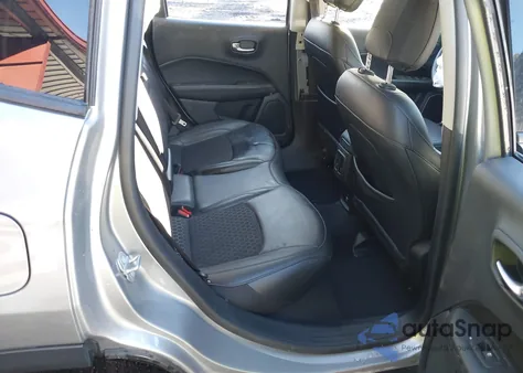 2021 Jeep Compass Altitude 4X4 из США, поврежденный, VIN 3C4NJDBB8MT567896